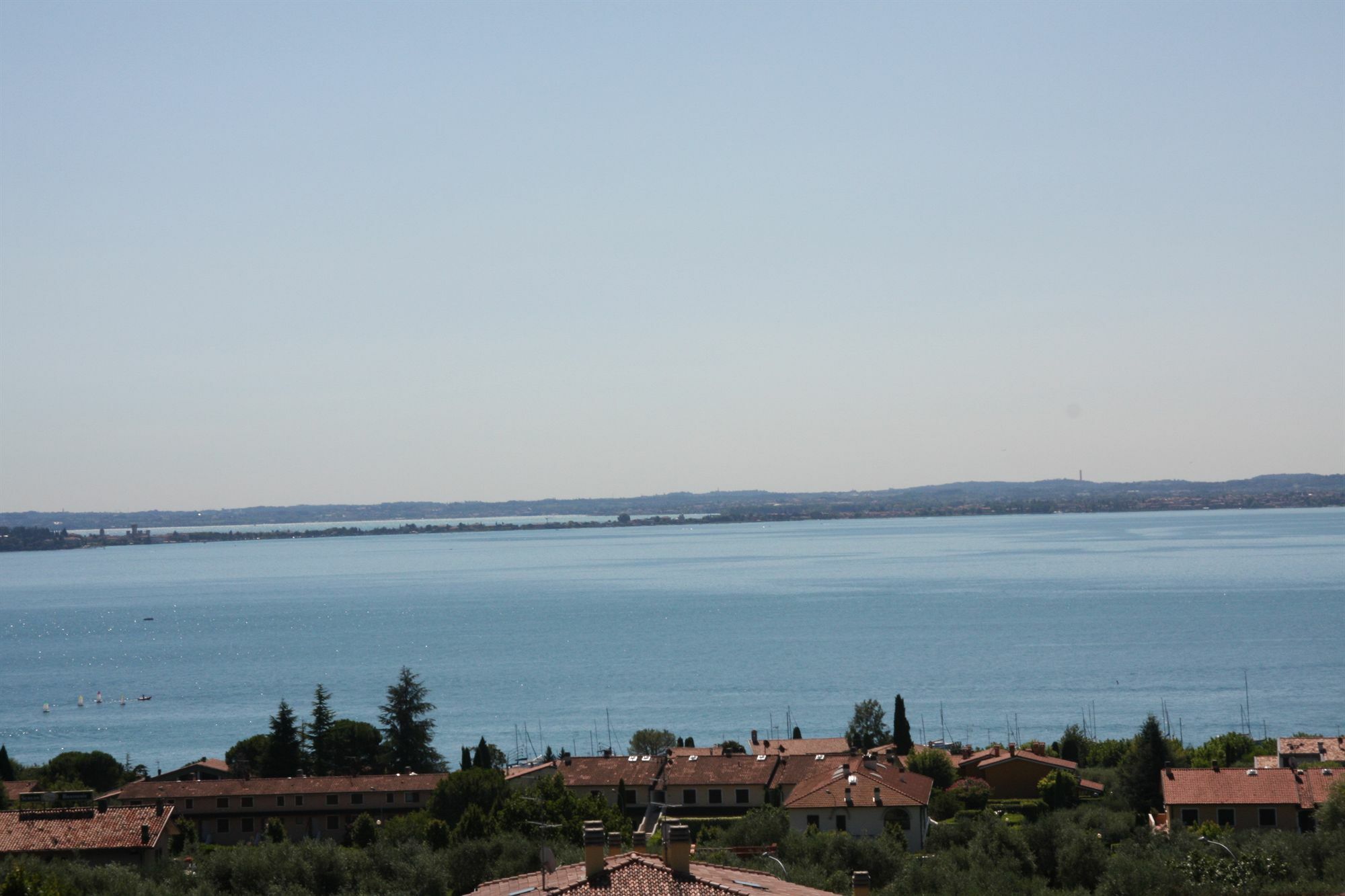Hotel La Pergola Moniga del Garda Екстериор снимка